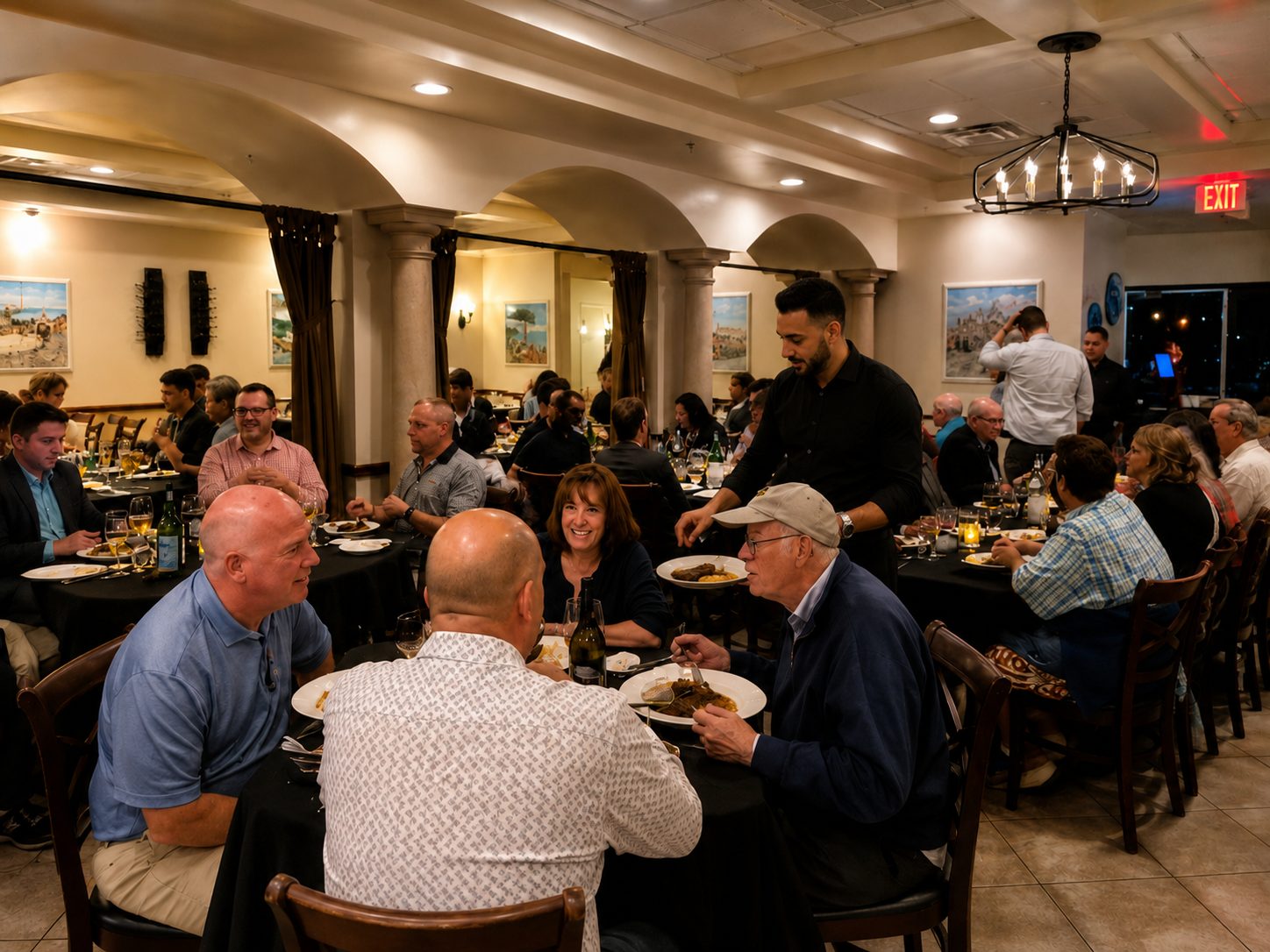 Dinner service at Ciao Italia Orlando